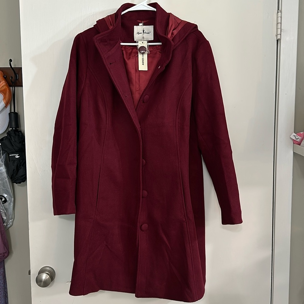single-breasted-detachable-hooded-trench-overcoats-burgundy never worn.